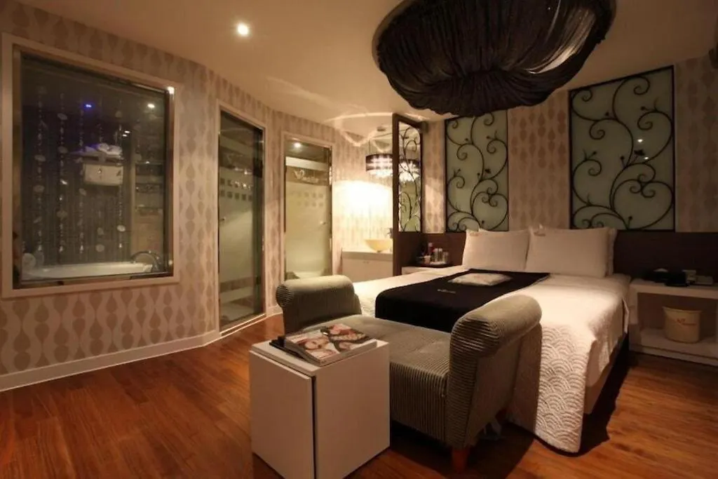 Fox Hotel Seoul 0*,  South Korea