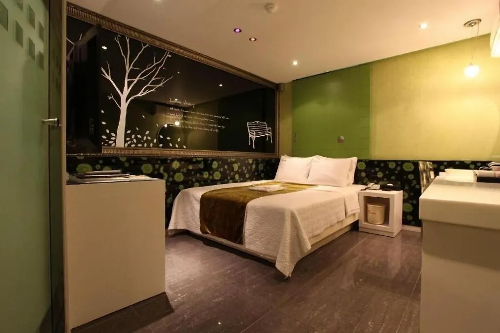 Fox Hotel Seoul 0*,  South Korea